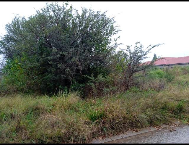 LAND FOR SALE IN LA HOFF